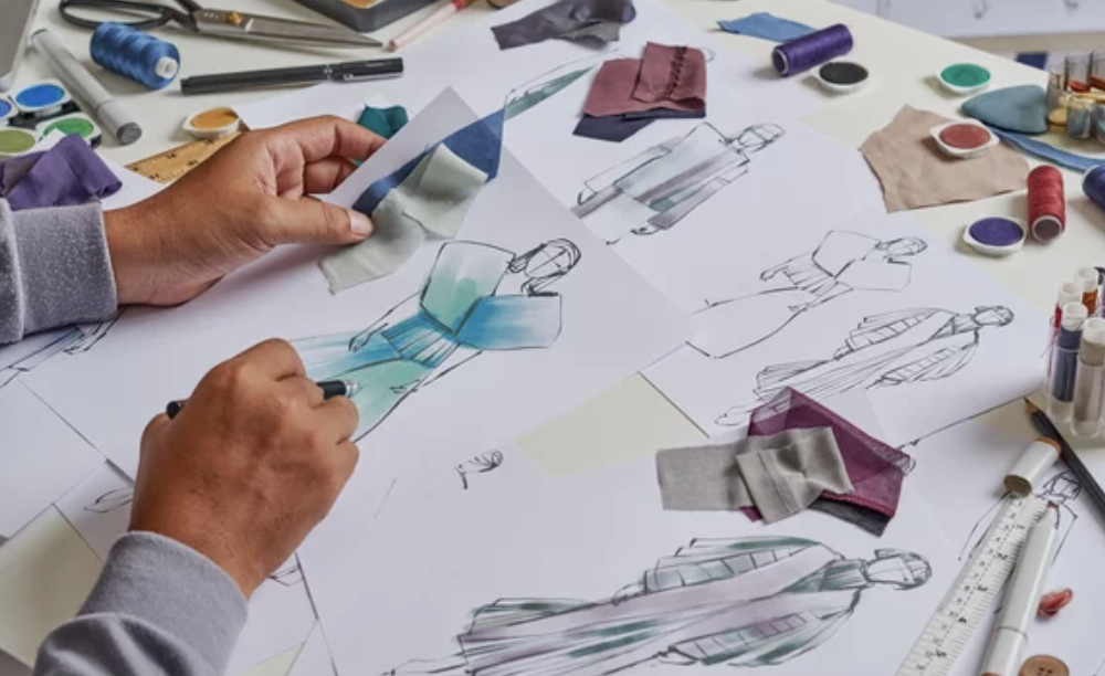 Learning Who to Trust: How to Navigate the Noise Around Sourcing, Manufacturing & Fashion Start-Up Services